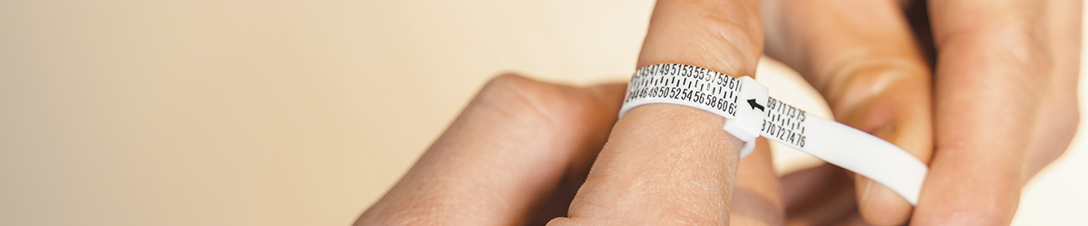 Guide: Comment trouver votre taille de bague